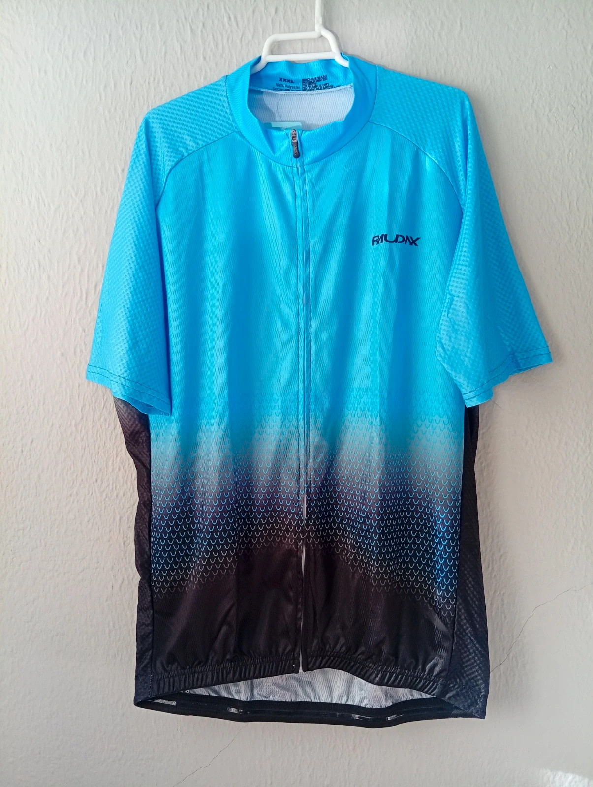 Sports/cycling jersey in blue gradient Size XXXL but runs small (fits more like XL/XXL) – raudax – taille XXL