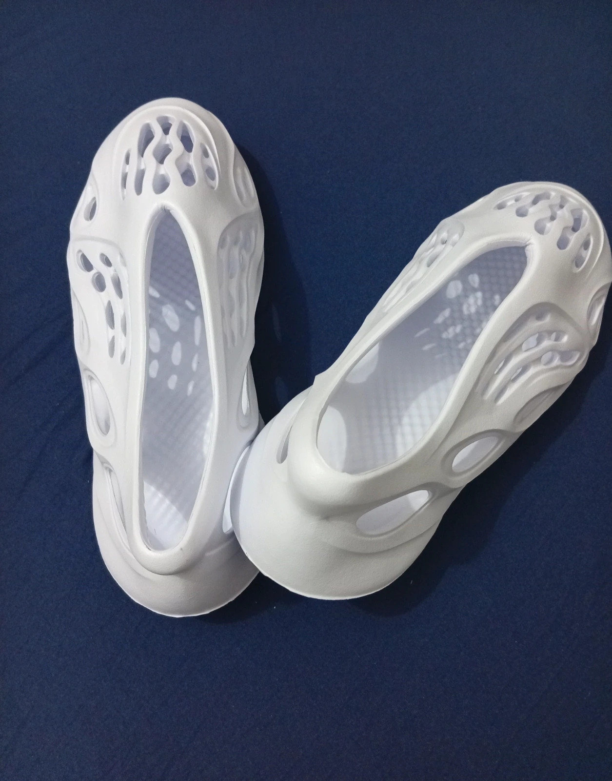 Ultra-light and comfortable clogs, perfect for everyday wear, size 37 – taille 37 4