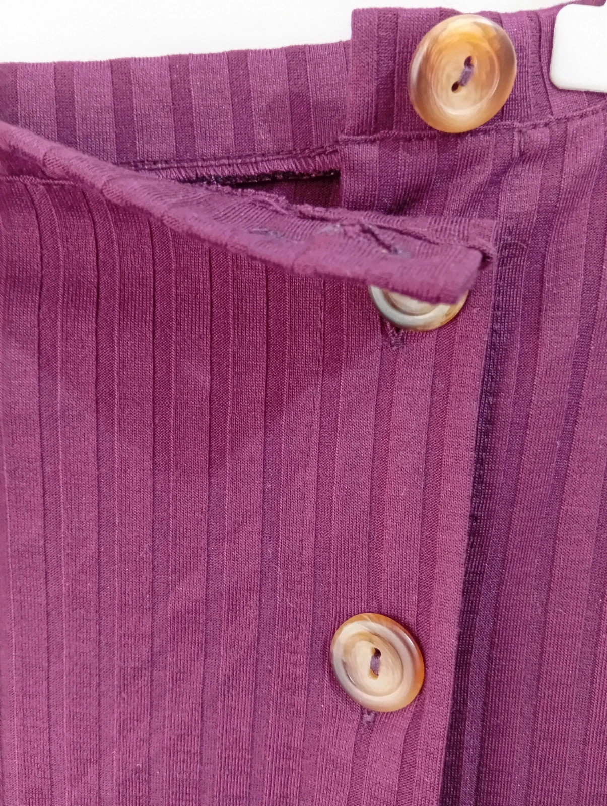 Ribbed midi skirt in burgundy from Amichi Collection. Size S. – Amichi – taille S / 36 / 8 4