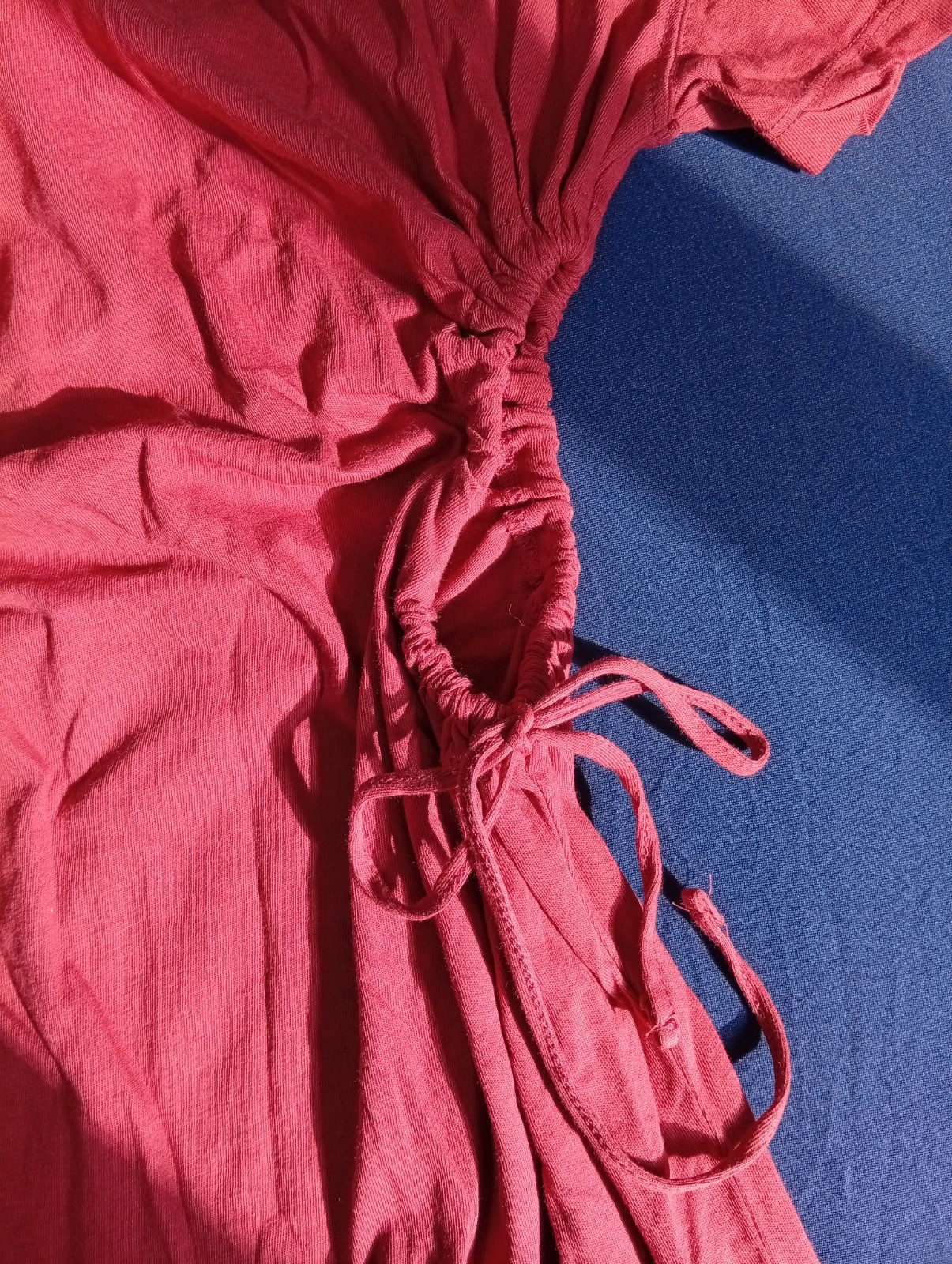 Short Bershka dress in brick color, with adjustable ruched sides, very flattering fit – Bershka – taille XS / 34 / 6 4