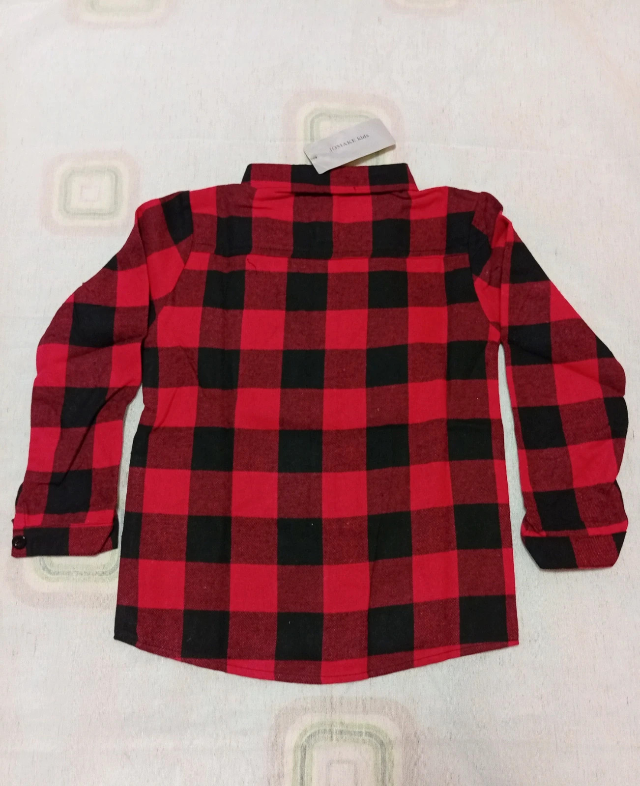 Red and black checkered shirt for kids, size 120 cm – taille 5 ans / 110 cm 2