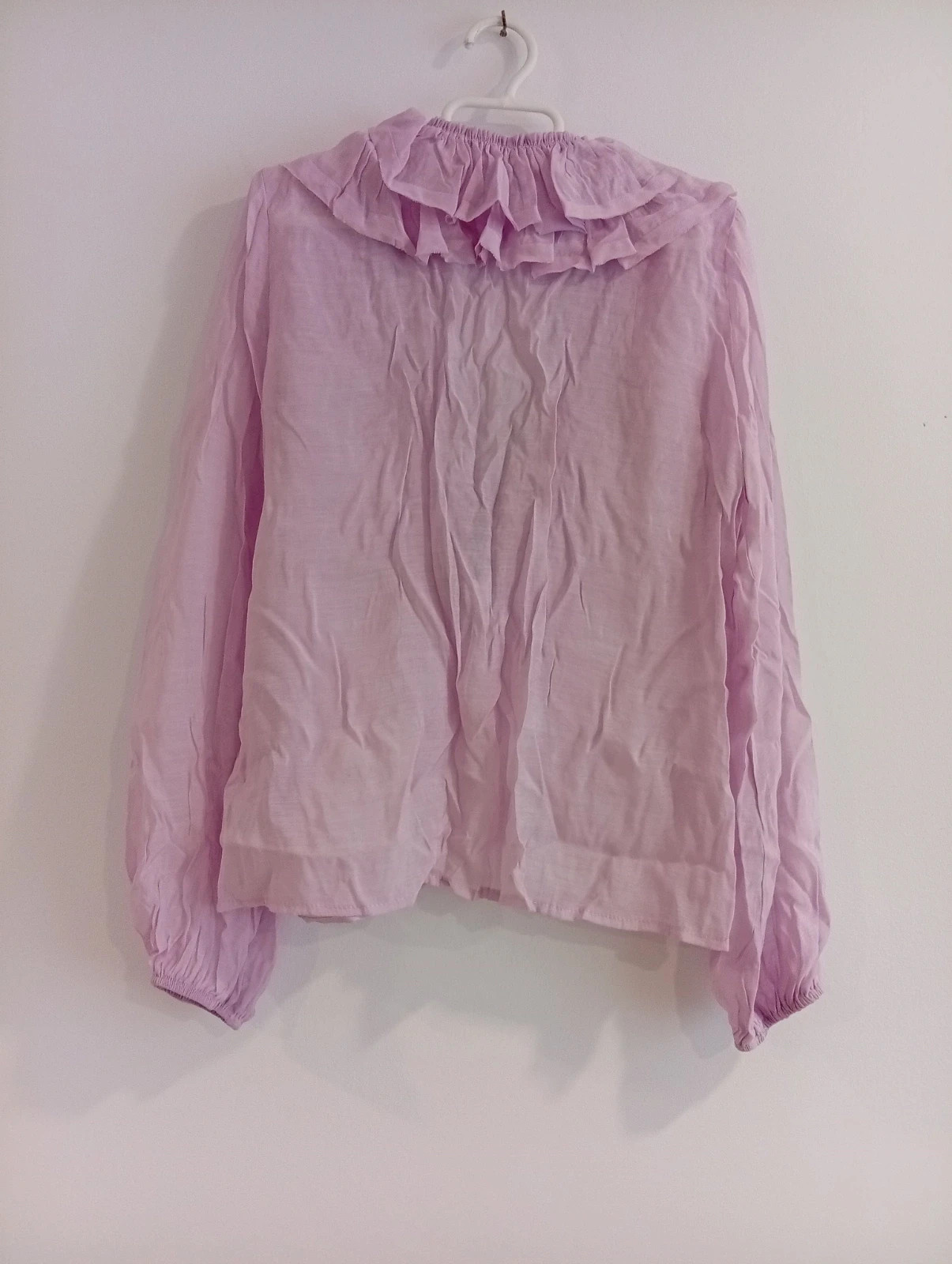 Blusa ligera lila con volantes, tejido suave estilo boho femenina. – Local – taille L 2