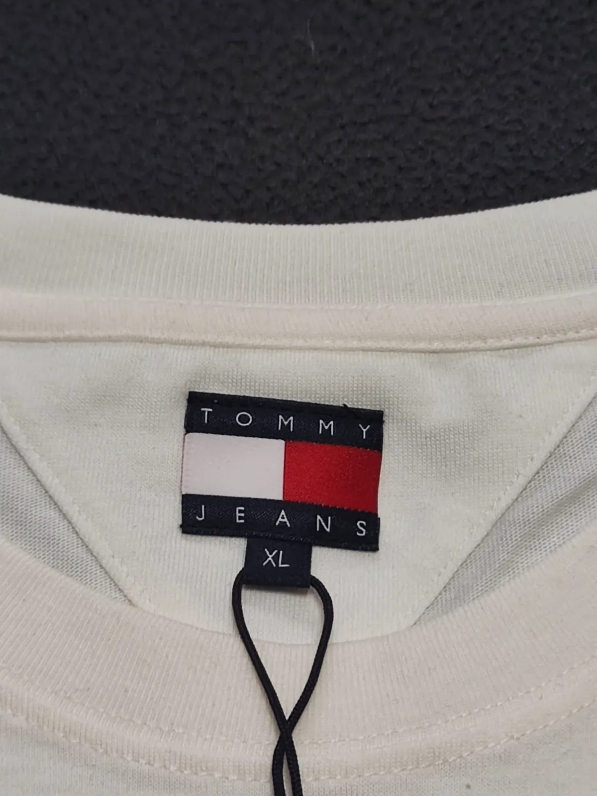 T-shirt Tommy Jeans Blanc avec Grand Logo – Tommy Jeans – taille XL 3