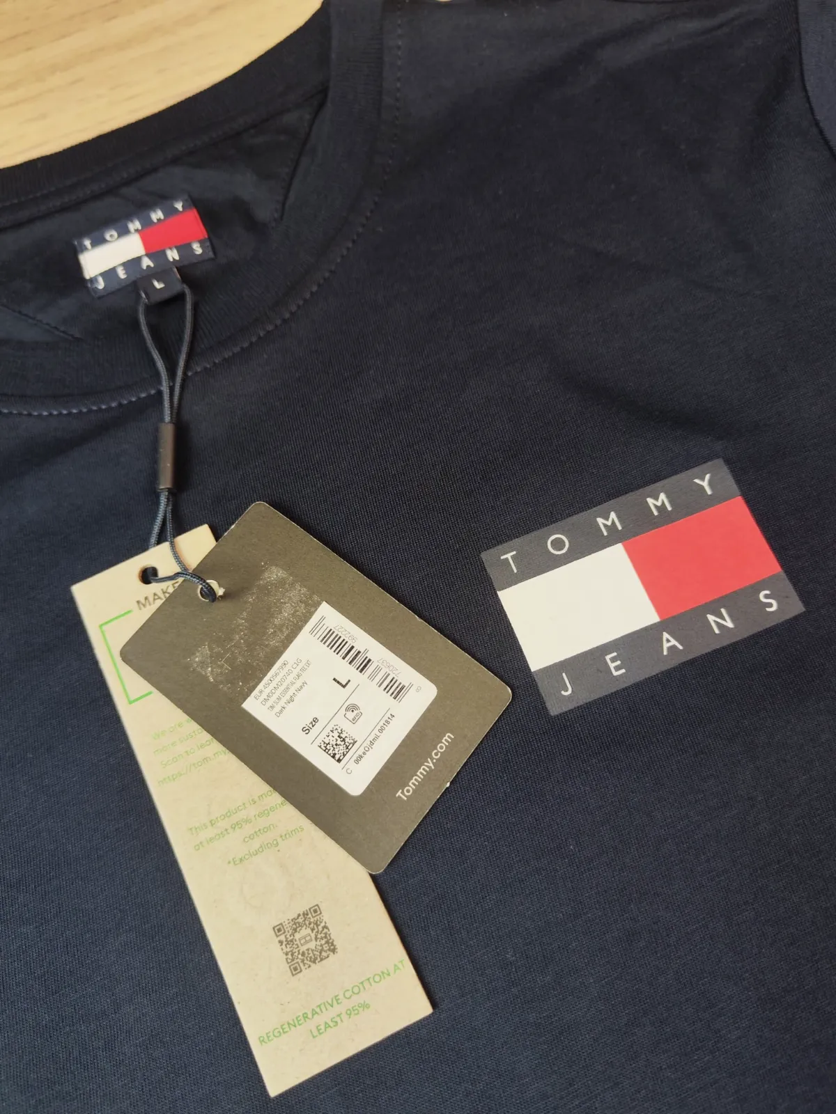 T-shirt bleu marine Tommy Jeans taille L – Tommy Hilfiger – taille L 3