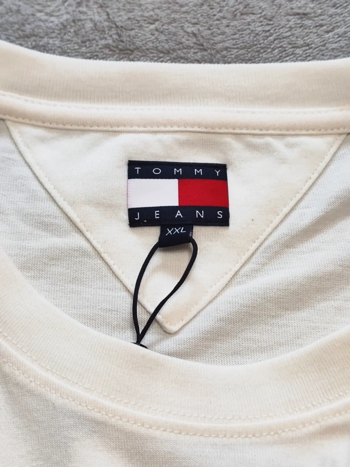 T-shirt Tommy Jeans Blanc avec Grand Logo Flag – Tommy Jeans – taille XXL 3