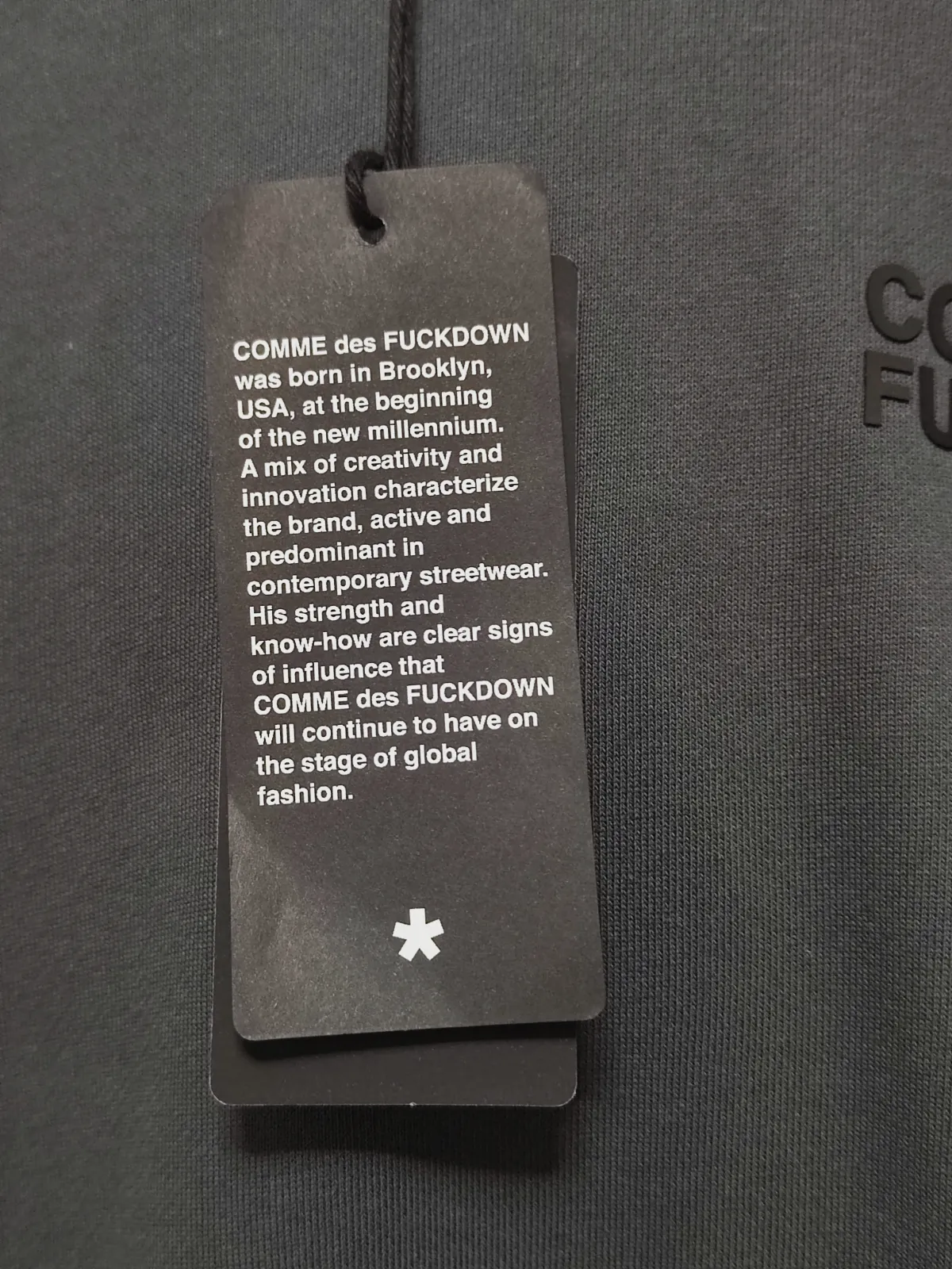 Sweat à capuche Comme des Fuckdown gris – Comme des Fuckdown – taille M 9