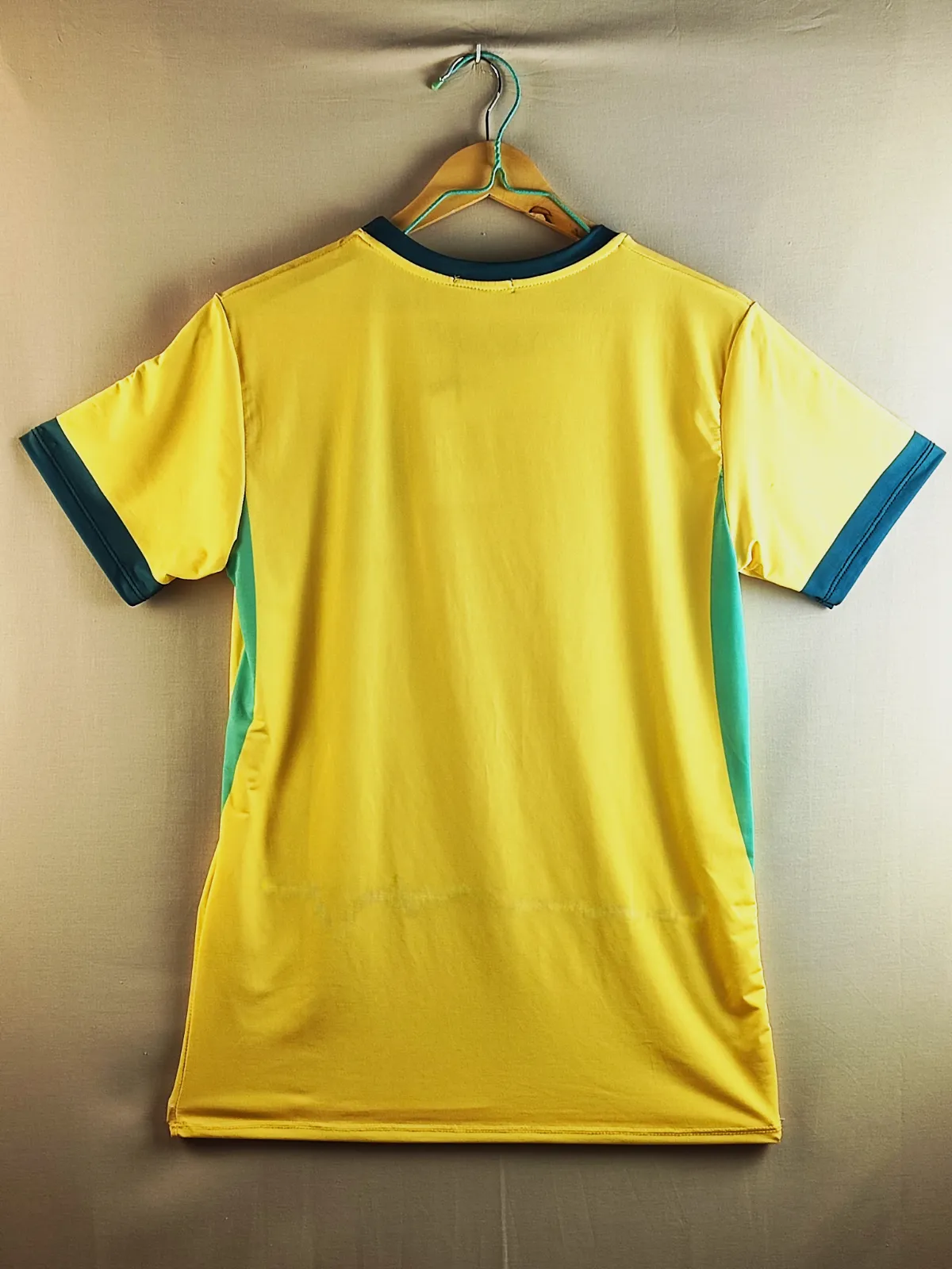 Maillot de football Brésil CBF jaune – made in Italy – taille L 2