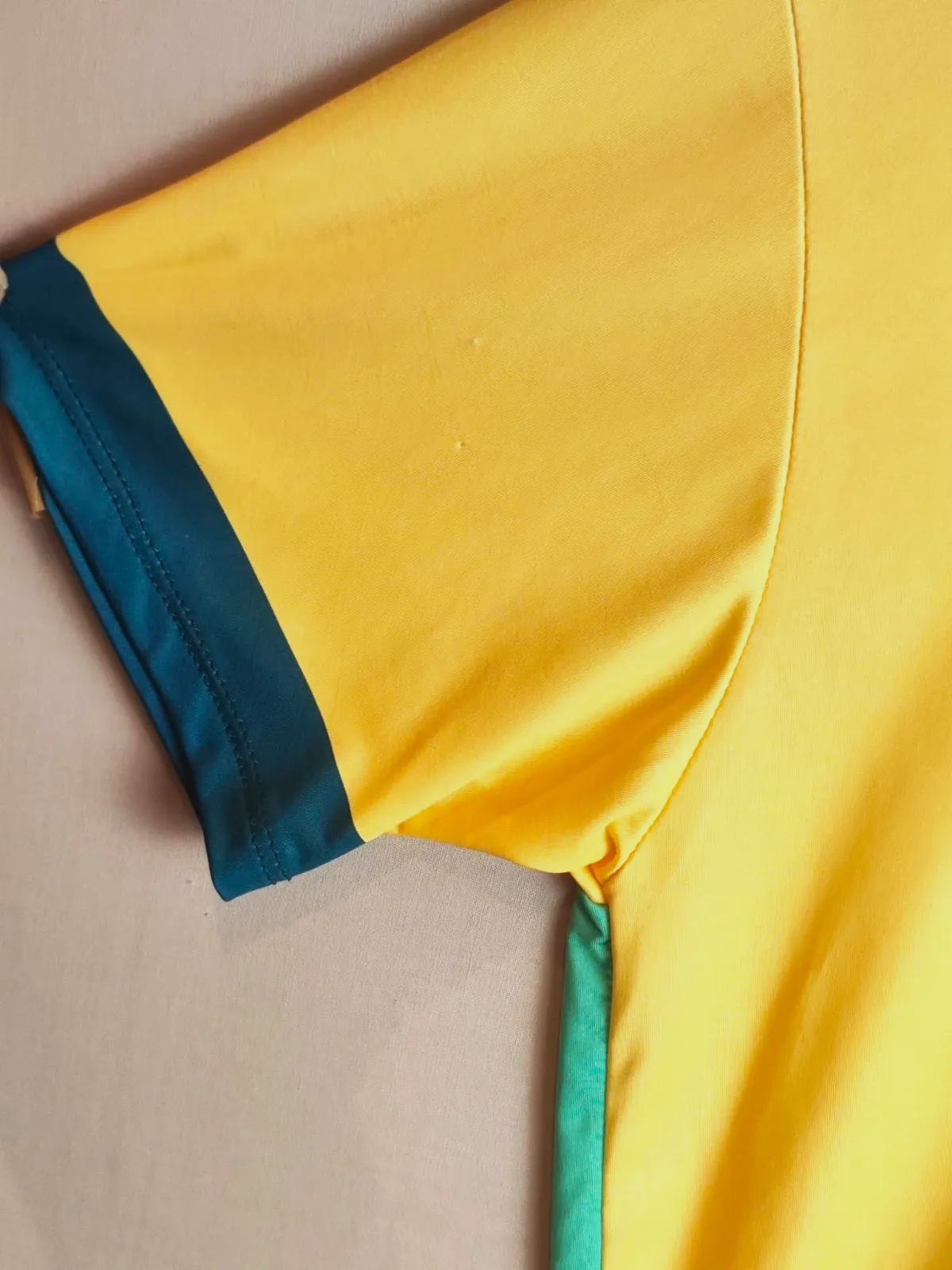 Maillot de football Brésil CBF jaune – made in Italy – taille L 5
