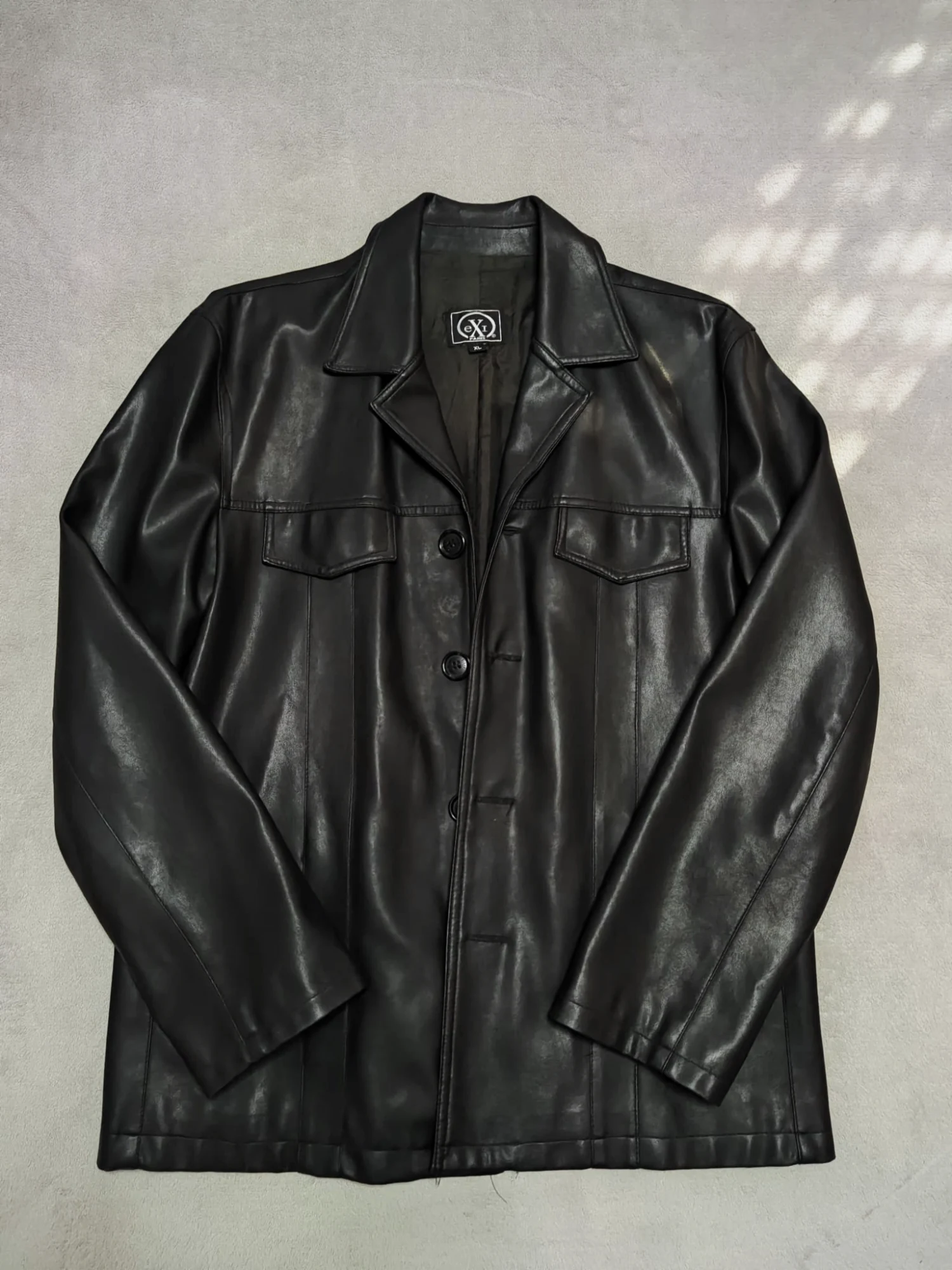 Veste vintage en simili cuir noir EXI Paris - Made in France - XL - Style 90s / – EXI Paris – taille Taille unique