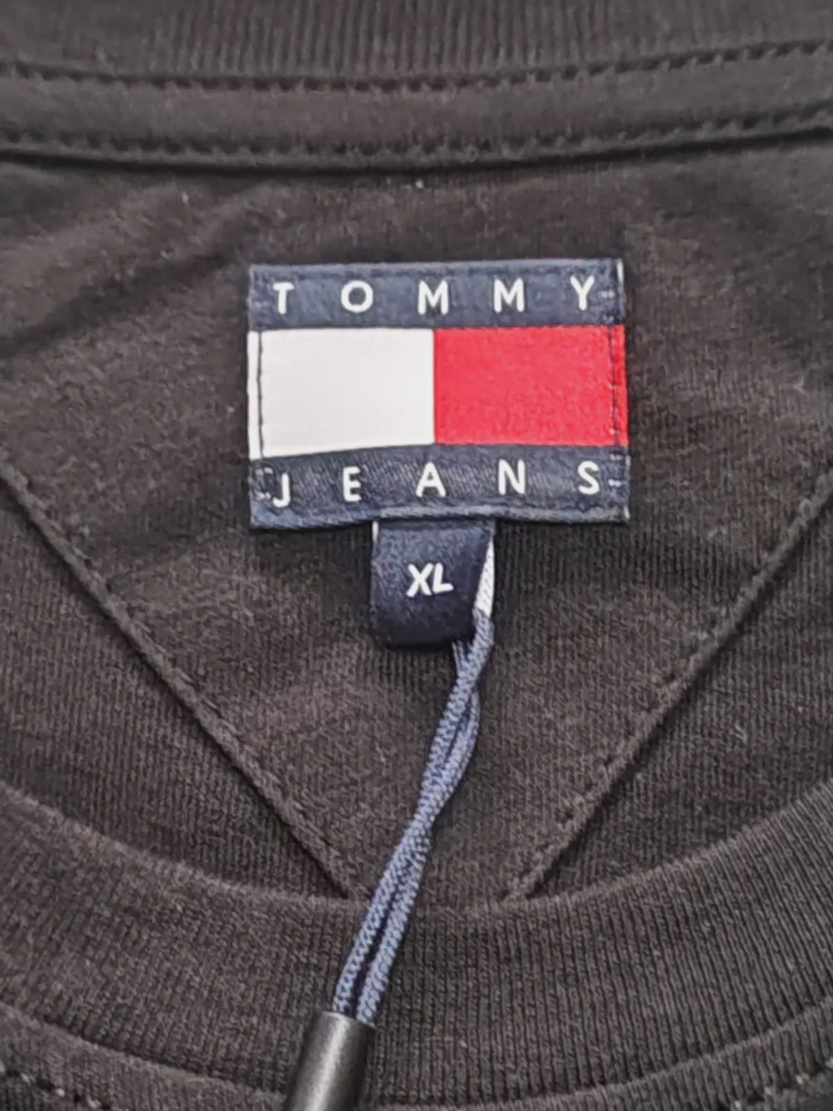 T-shirt Tommy Jeans Noir Logo Poitrine – tommy jeans – taille XL 3