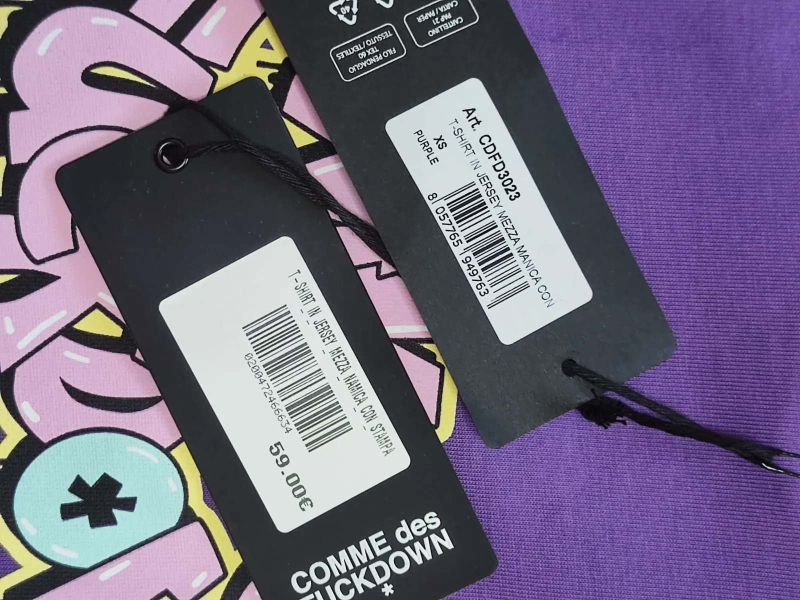 T-shirt violet Comme des Fuckdown imprimé graffiti – Comme des Fuckdown – taille XS 6