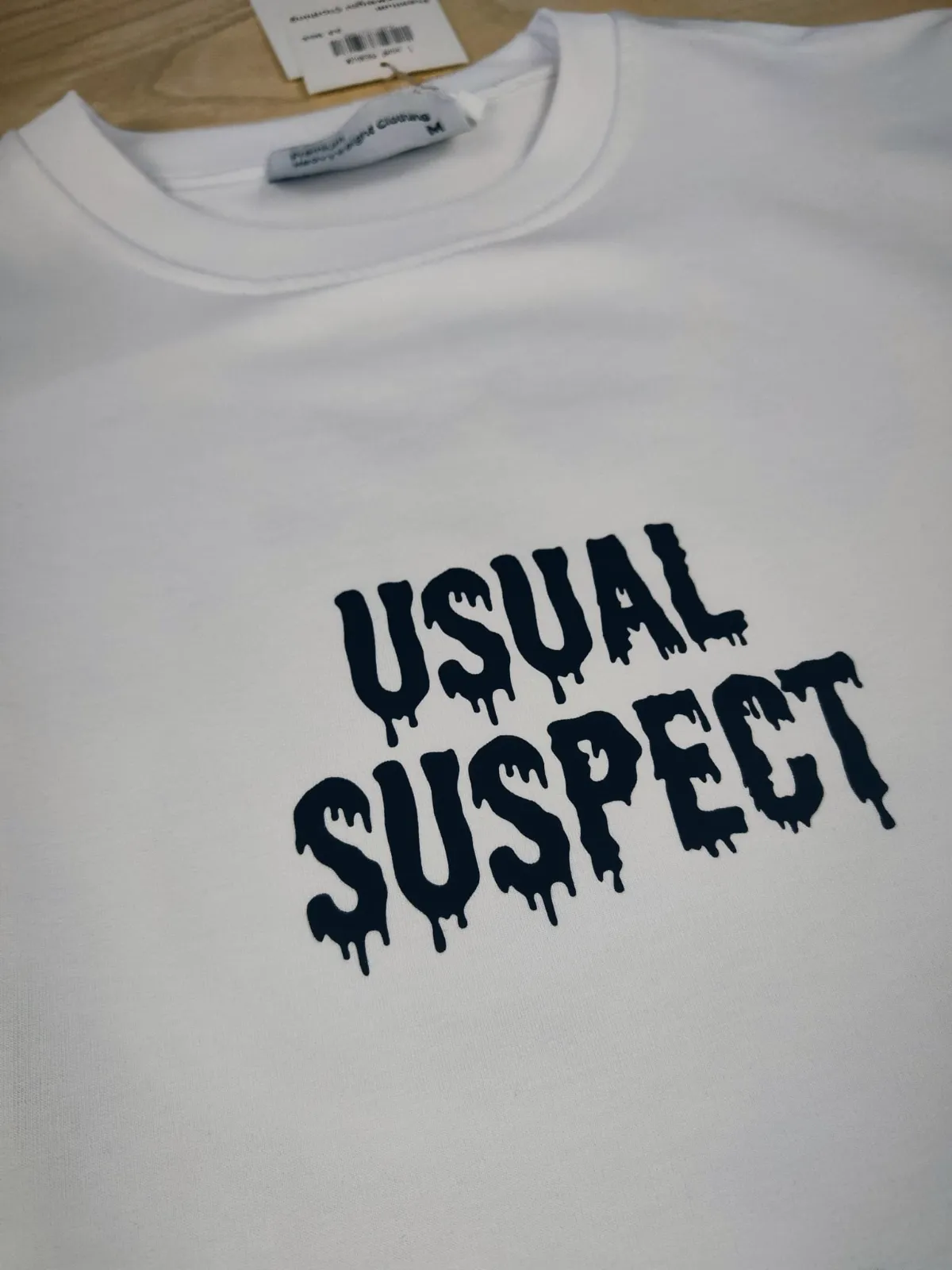 T-shirt blanc Cartoon Usual Suspect - Taille M – Premium Heavyweight Clothing – taille M 2