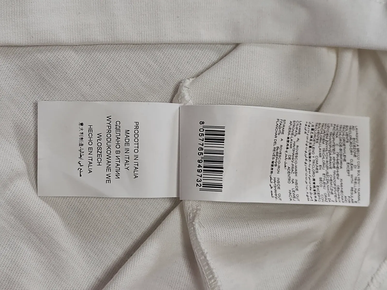 T-shirt blanc Comme des Fuckdown imprimé graffiti – Comme des Fuckdown – taille L 8