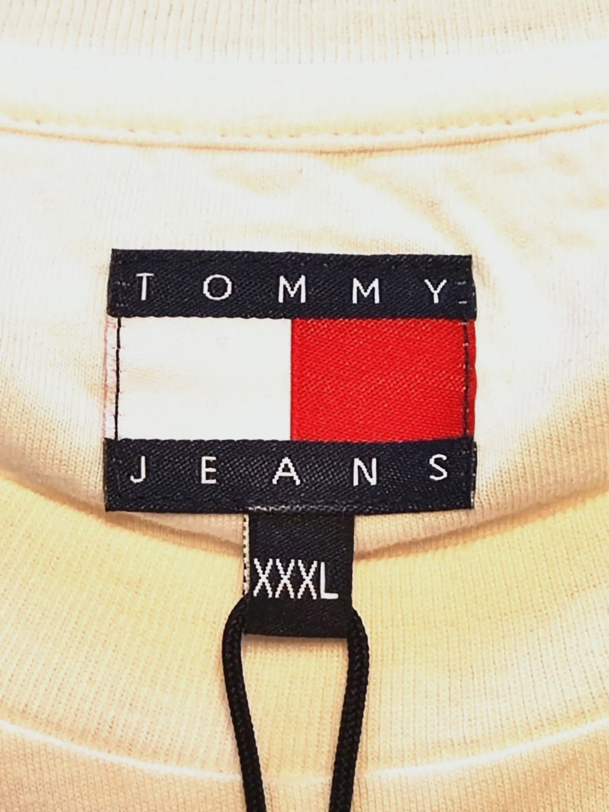 T-shirt blanc Tommy Jeans 1985 imprimé – Tommy Jeans – taille 3XL 3