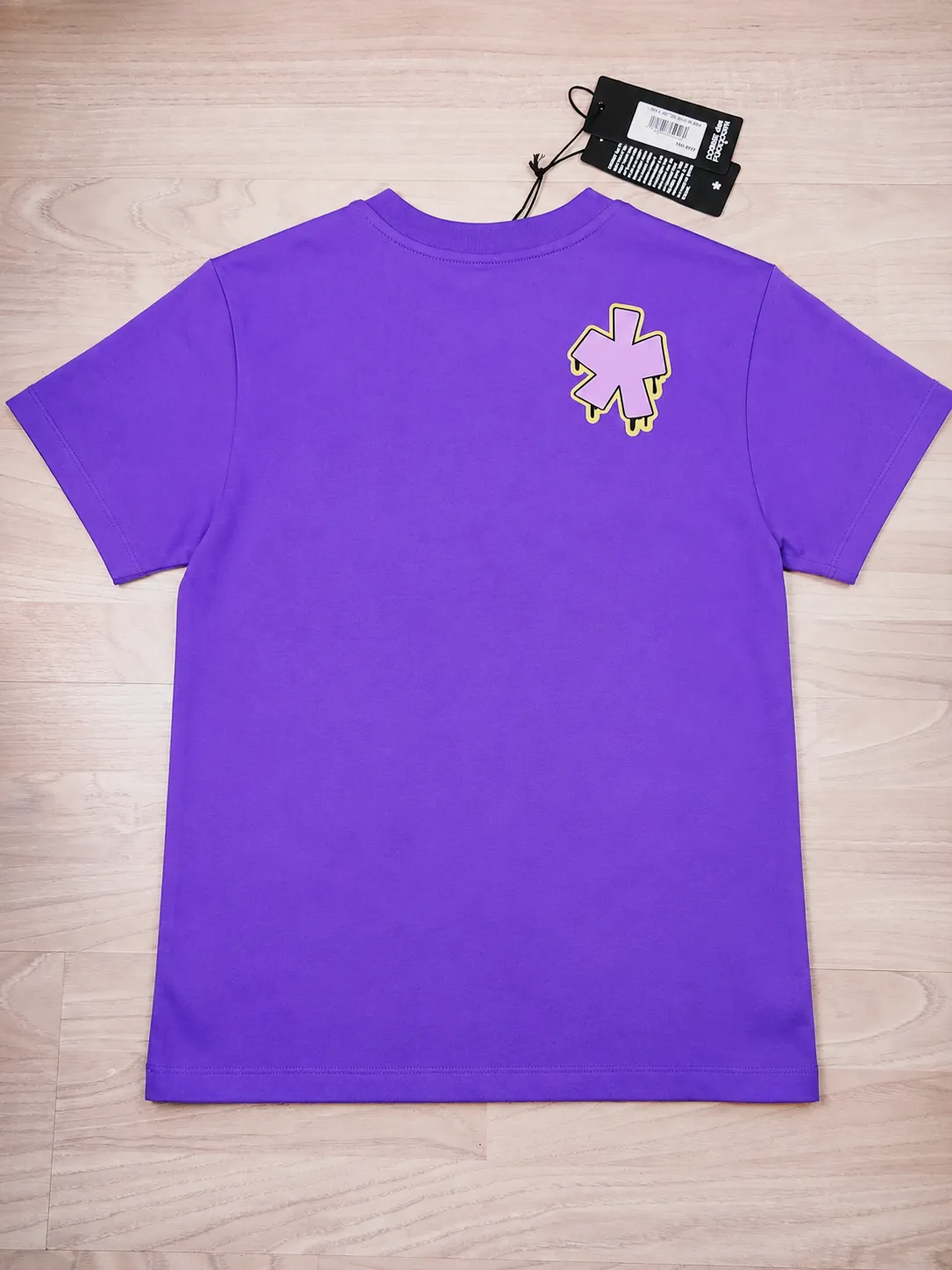 T-shirt Comme des Fuckdown violet imprimé graffiti – Comme des Fuckdown – taille S 3