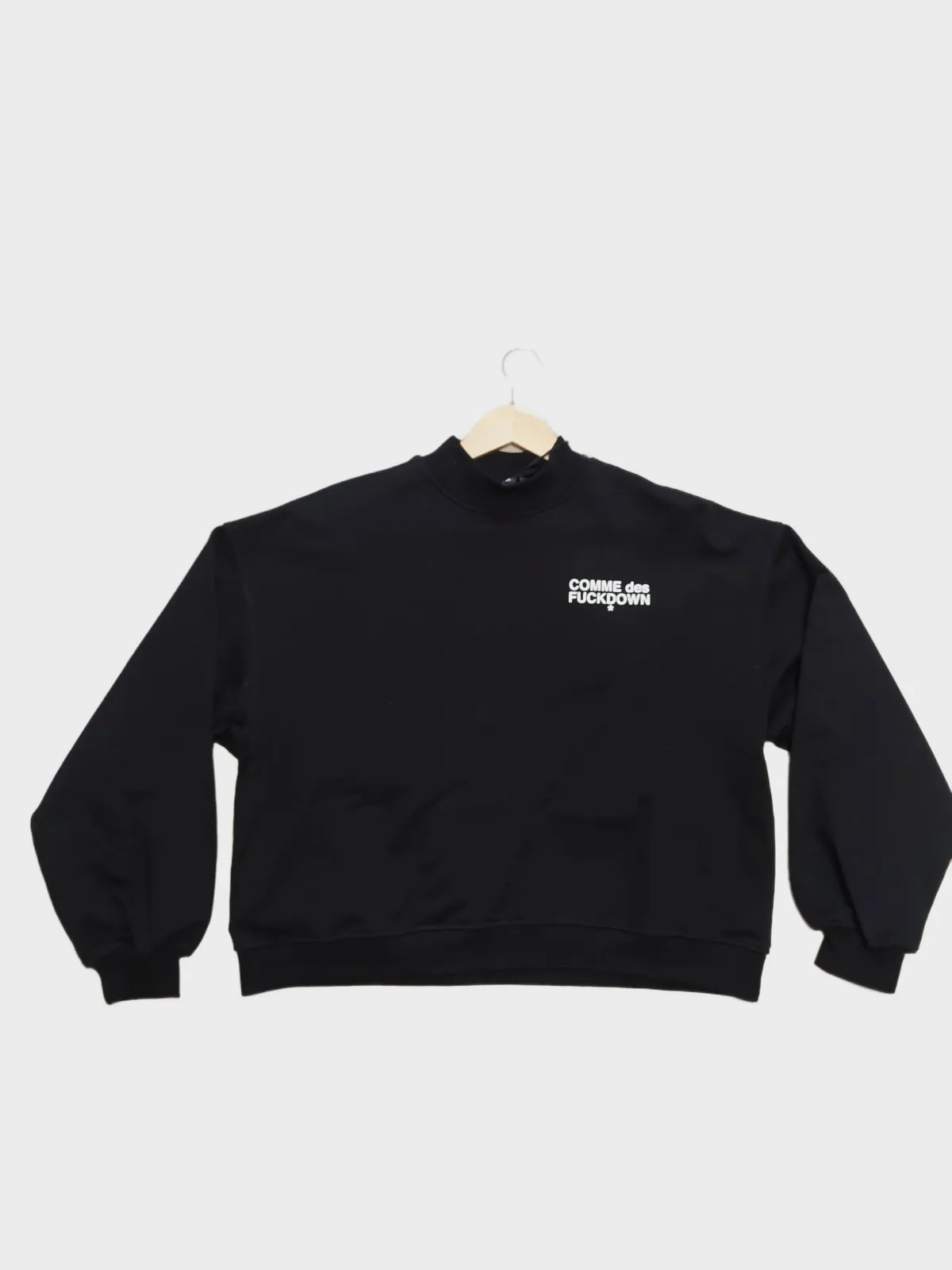 Sweat-shirt cropped Comme des Fuckdown noir – Comme des Fuckdown – taille XS 2