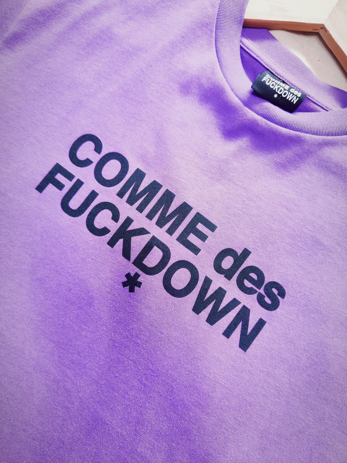 T-shirt violet Comme des Fuckdown – Comme des Fuckdown – taille M 2