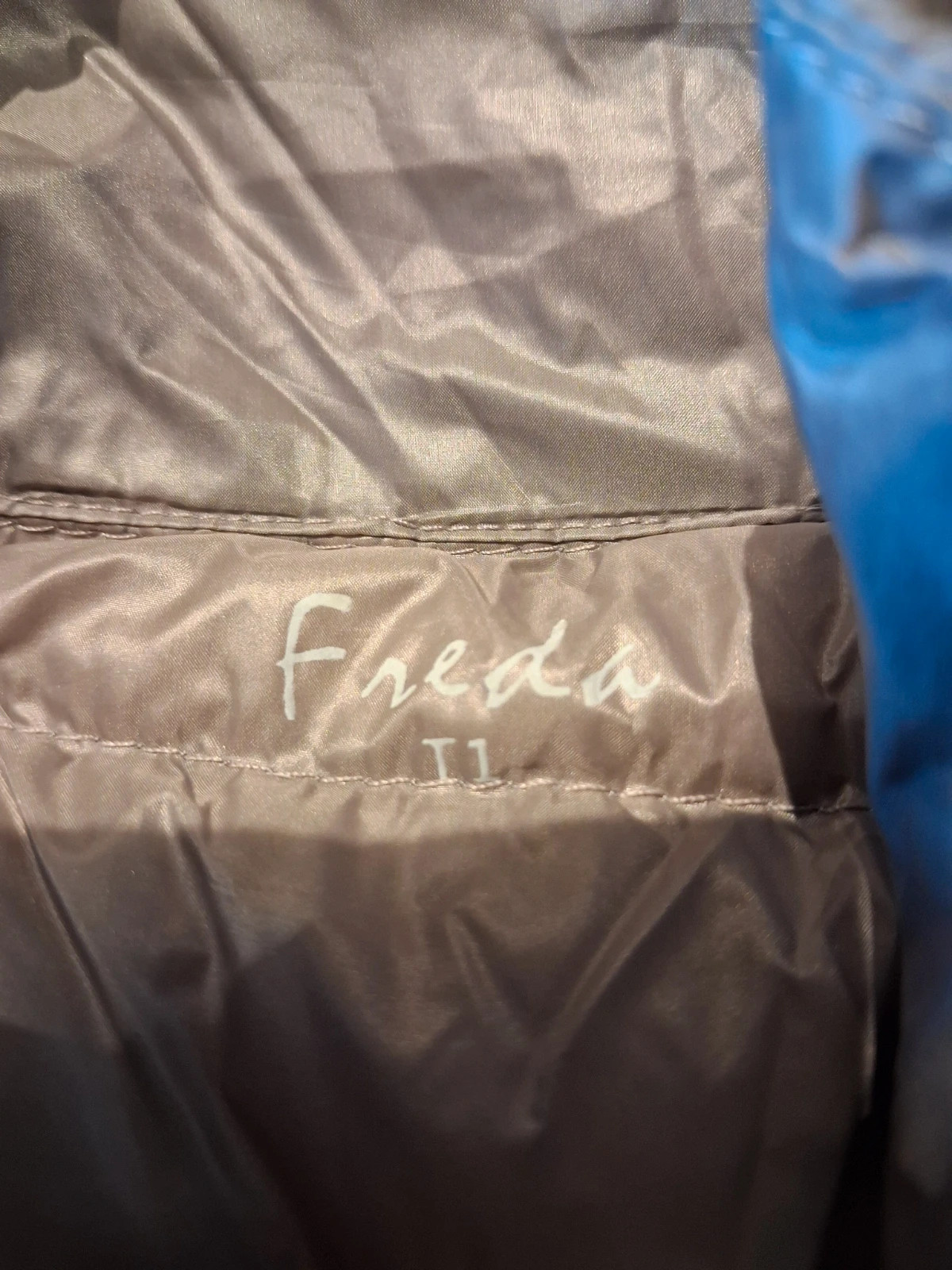 Doudoune sans manche FREDA taupe / bronze - NEUVE avec étiquette - Taille 1 (S) – Freda – taille S / 36 / 8 5