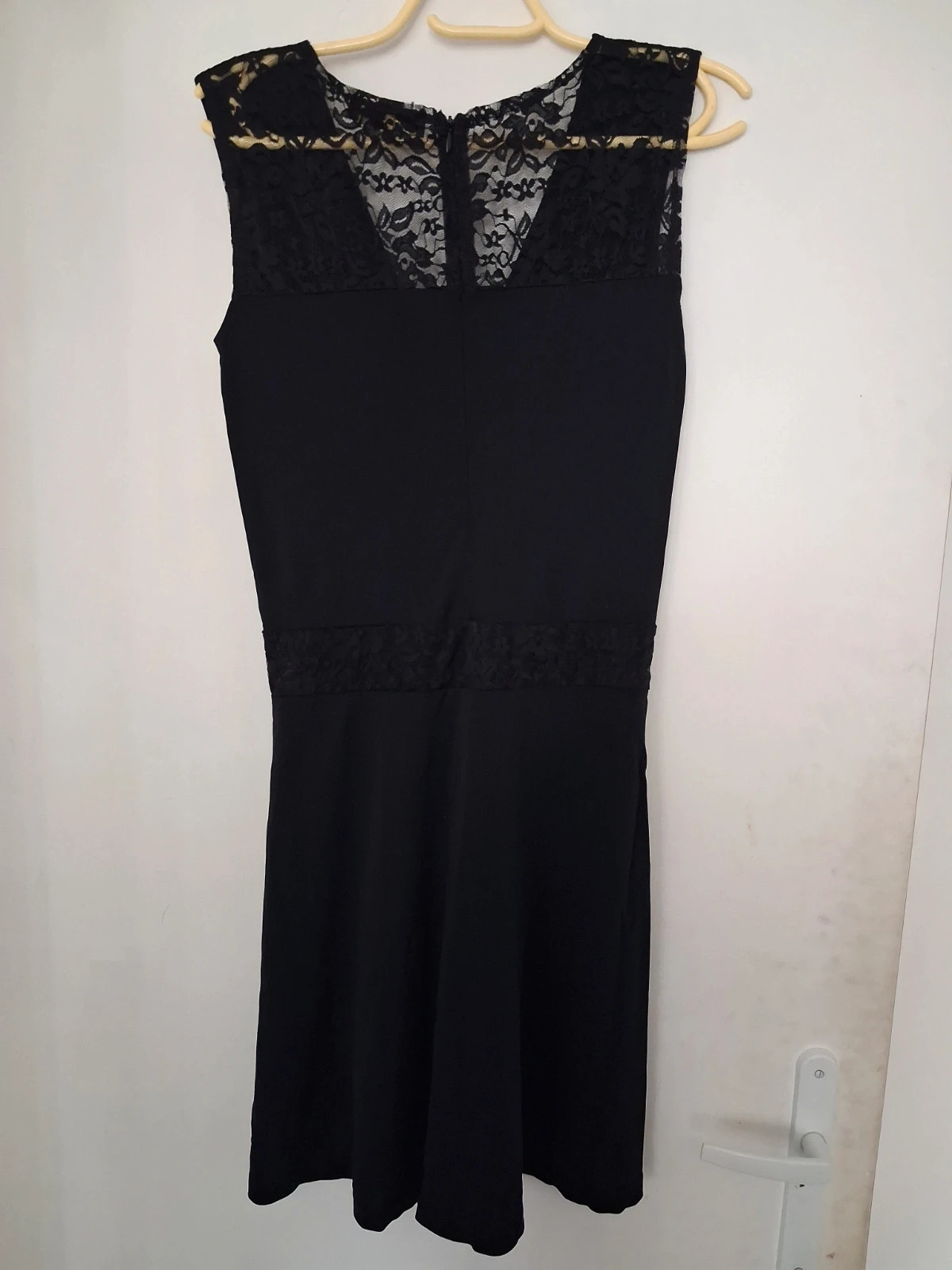 Petite robe noire en dentelle showgirls T3 / 40 (Prix Neuf 40€) – Showgirls – taille M / 38 / 10 2