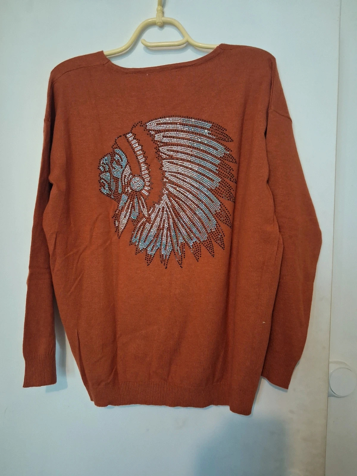 Pull col V sarah JOHN Neuf S/M - Strass (Prix Neuf 32€) – Sarah John – taille M / 38 / 10 2