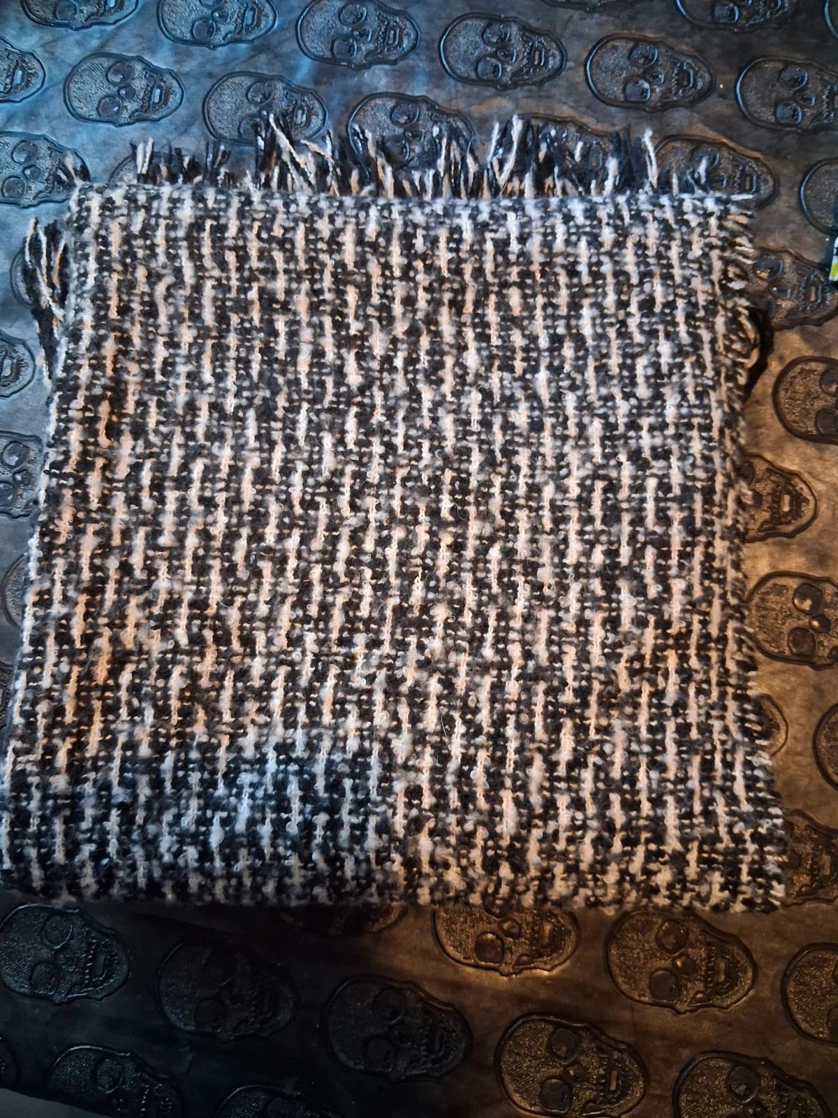 Écharpe RODIER noire et Blanche - Neuve (Valeur boutique ~65€) – Rodier 2