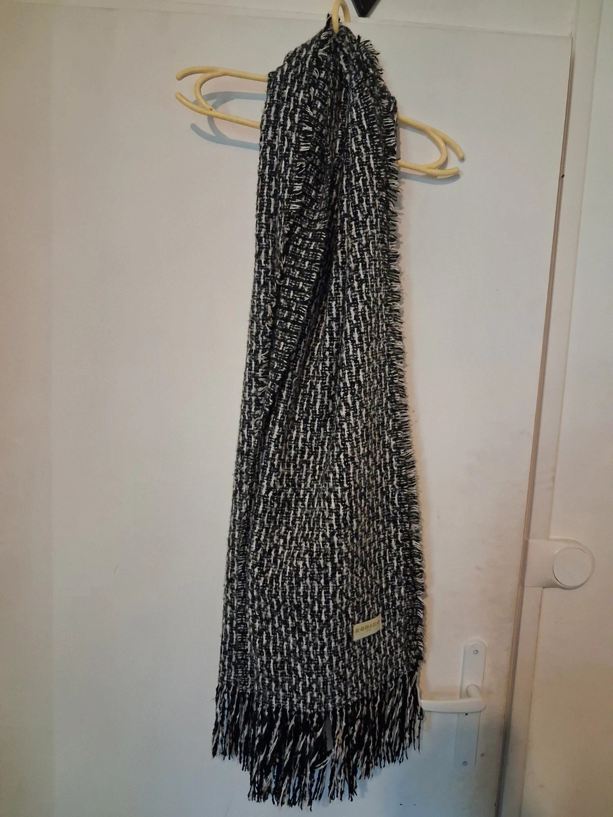 Écharpe RODIER noire et Blanche - Neuve (Valeur boutique ~65€) – Rodier 4
