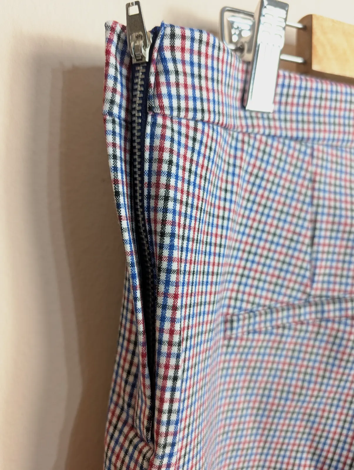 Pantalón tobillero a cuadros Stradivarius – Stradivarius – taille XL 3