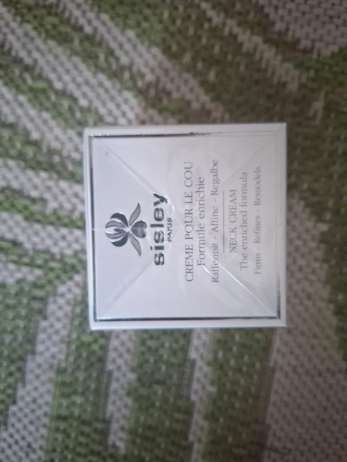 Sisley Neck Cream 50 ml – Sisley 3