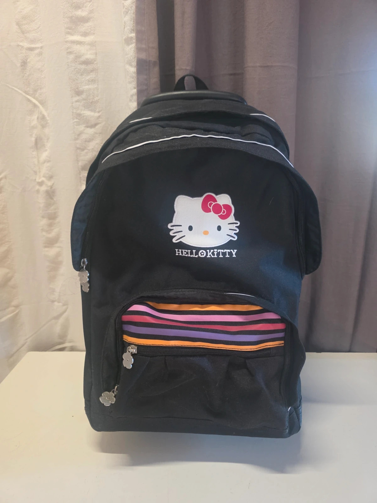 Sac à dos à roulettes Hello Kitty M – Hello Kitty 2