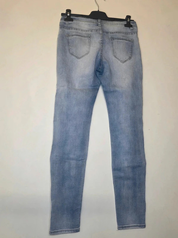 Jean déchiré bleu – T34 / XS 🍀🍀 – LD style – taille XS / 34 / 6 4