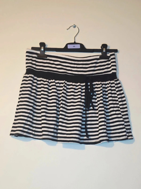 Jupe rayée noir & blanc Mim – Taille 36 – Mim – taille S / 36 / 8 3