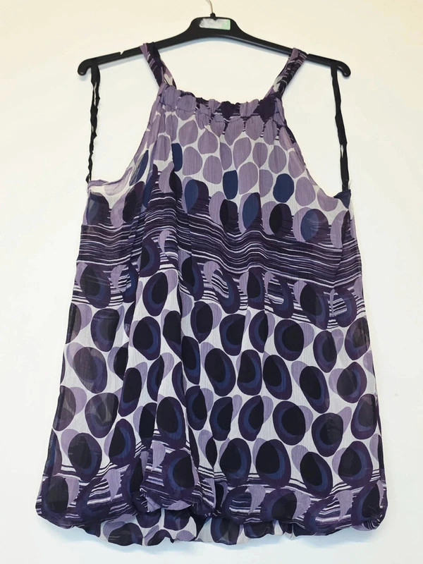 Top fluide motif violet – Col autour du cou – Taille 36🌞 – taille S / 36 / 8 2