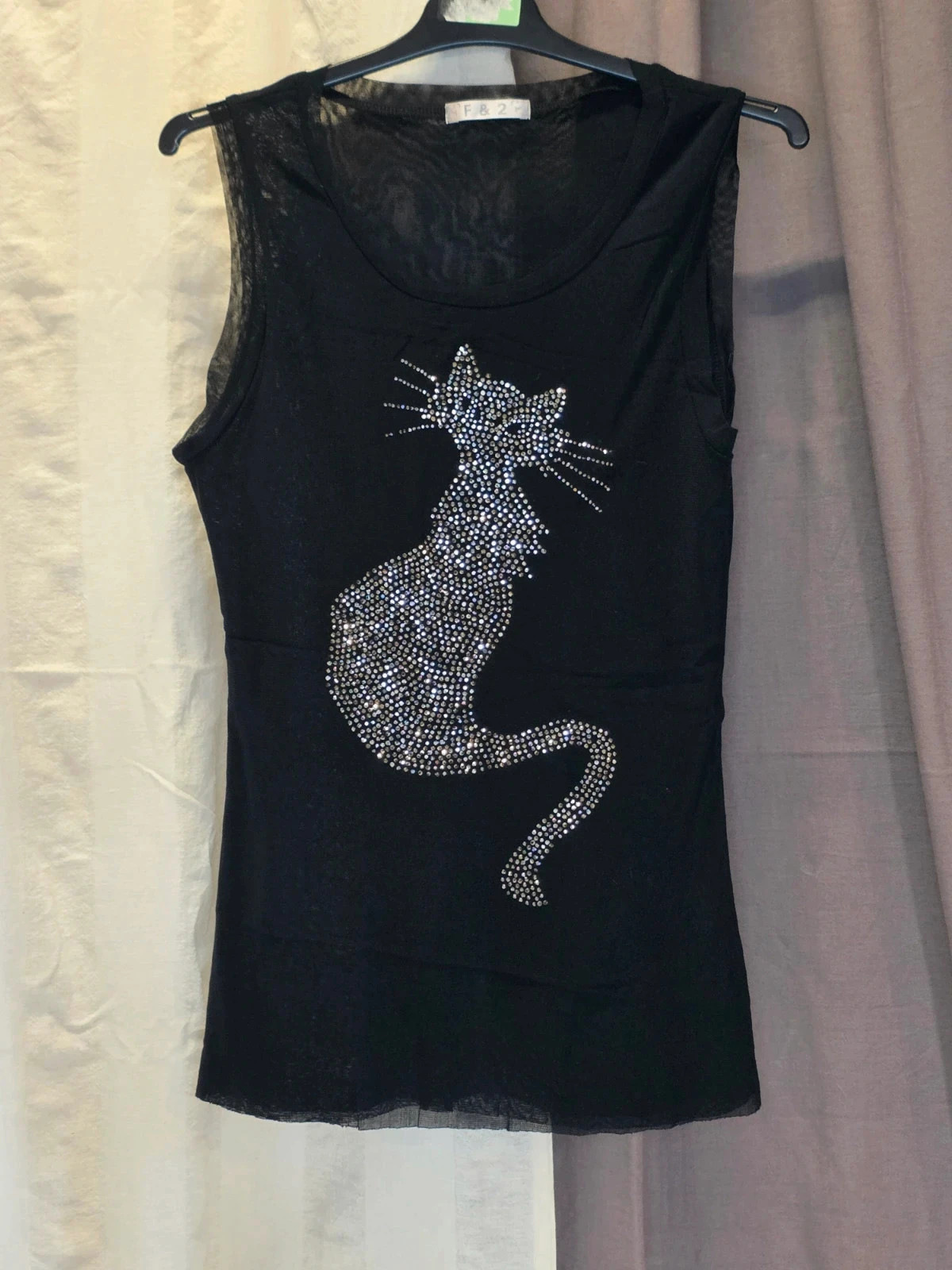 Débardeur noir motif chat🌸 – F&2 – taille L / 40 / 12 2