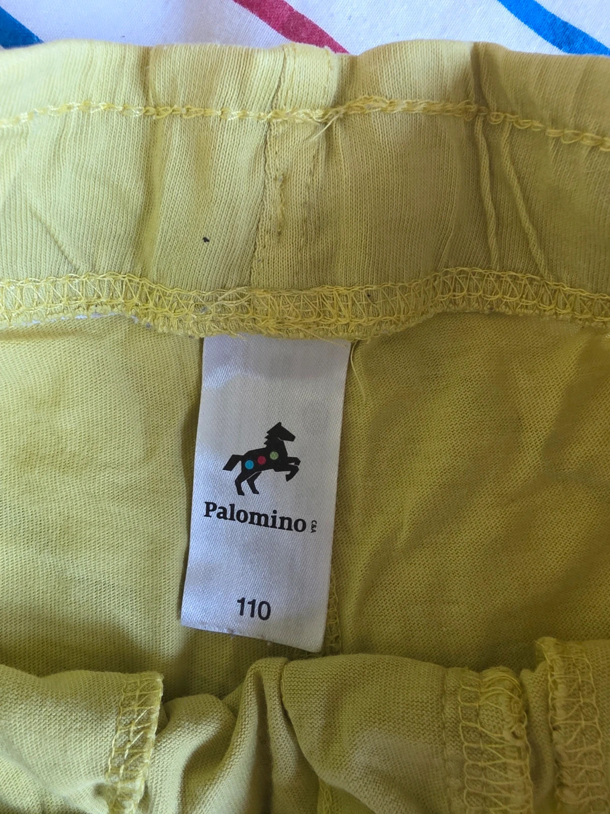 Short jaune “Ride the Wave” – Palomino – taille 5 ans / 110 cm 2