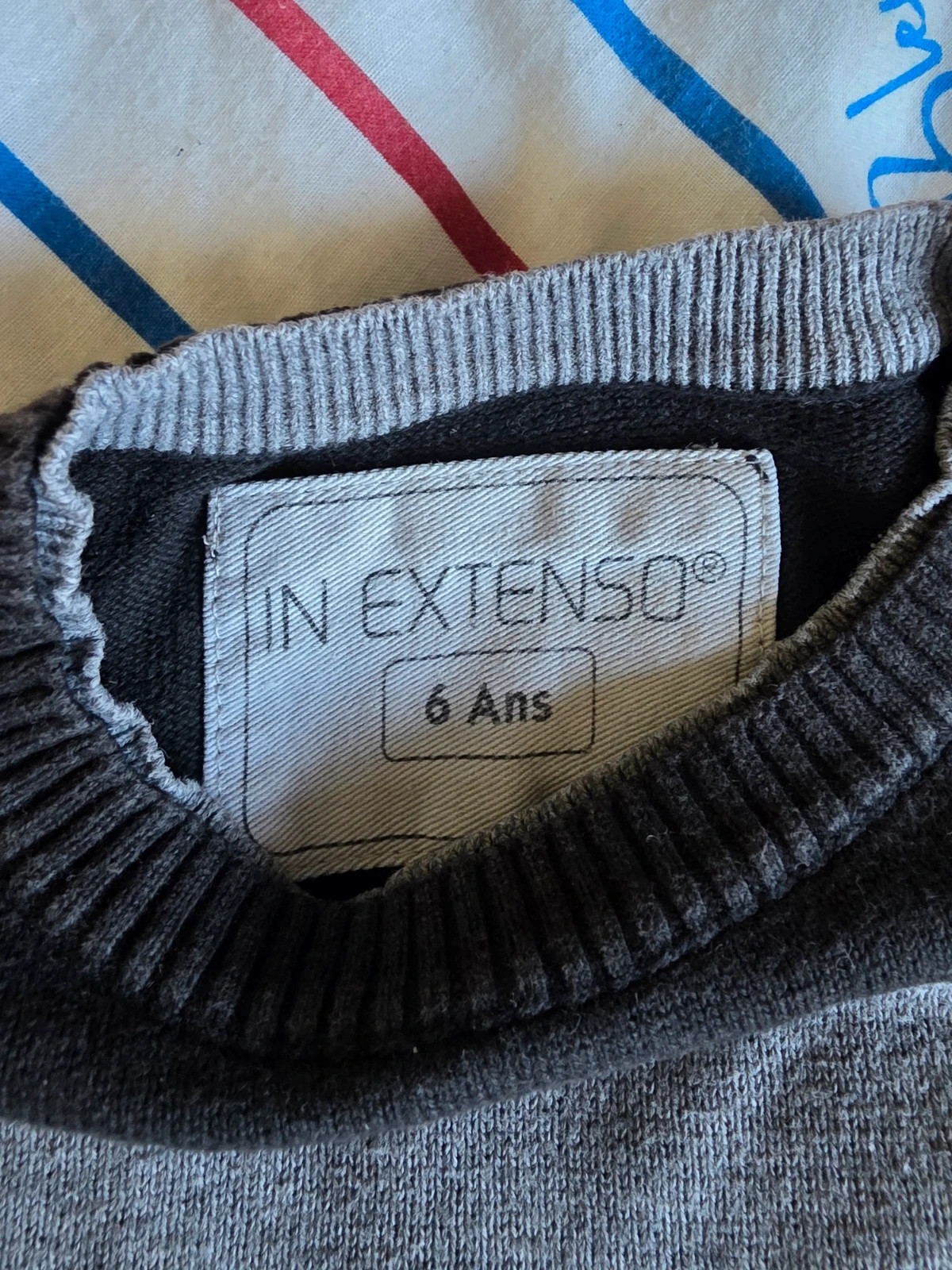 Pull rayé gris et noir – In Extenso – In Extenso – taille 6 ans / 116 cm 2