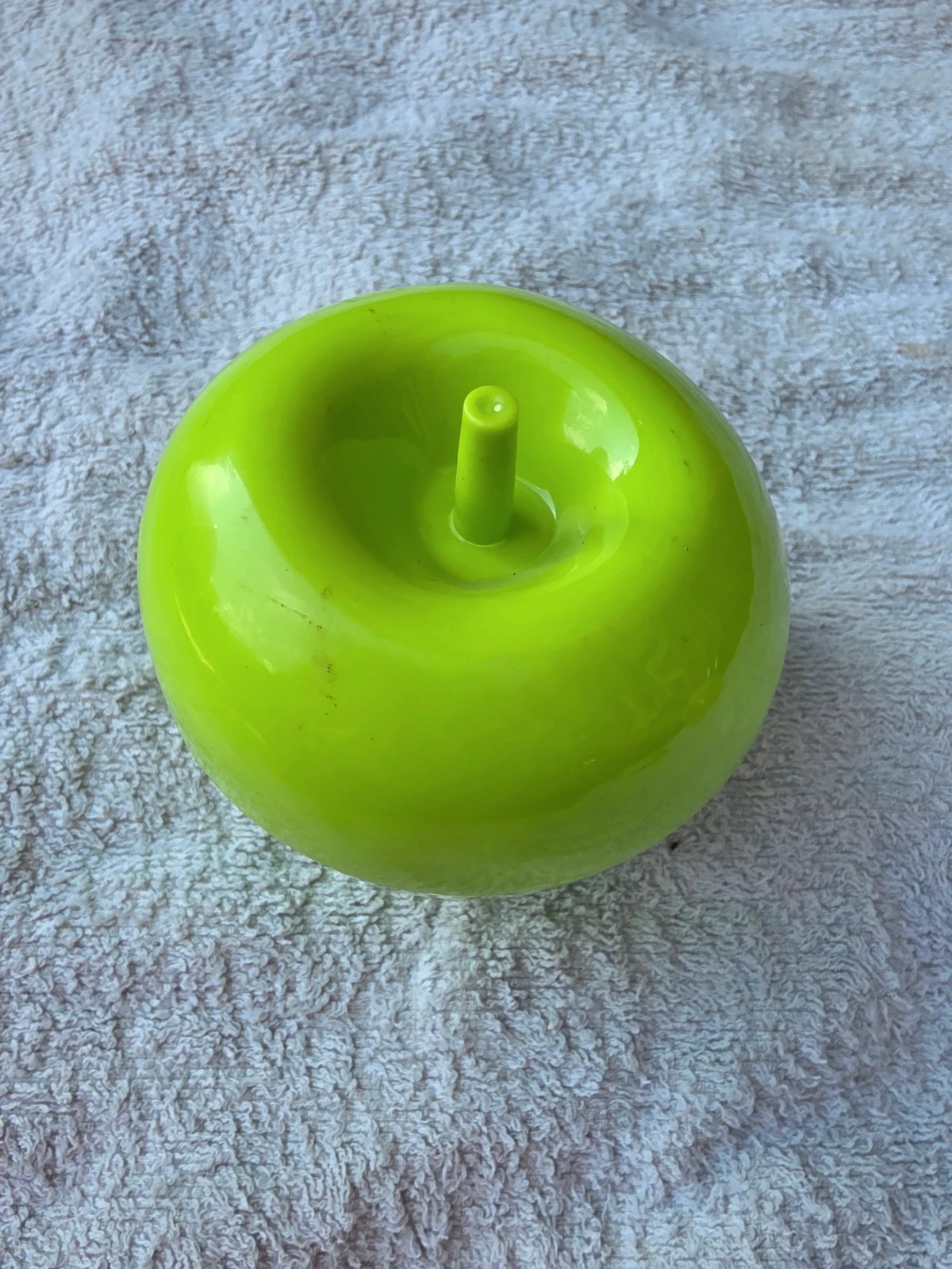Boîte de conservation pomme verte
