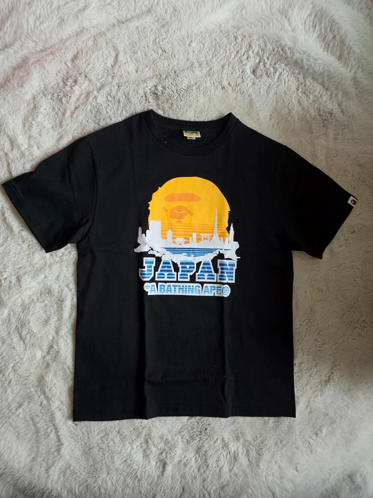 Tee-shirt Bape Japan Silhouette – A Bathing Ape (BAPE) – taille L 3