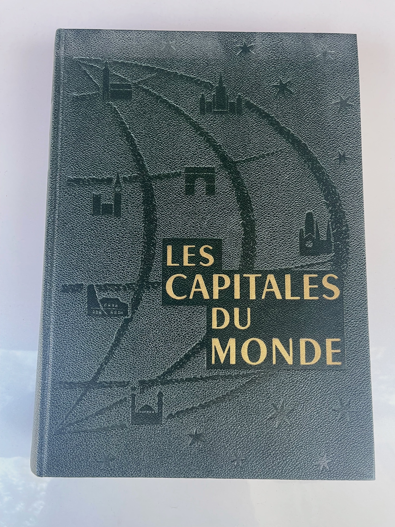 Livre ancien Les Capitales du Monde relié