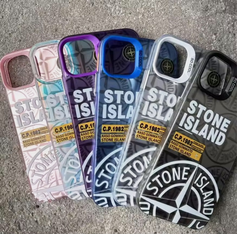 Vend coque iPhone 13 – Stone Island 3