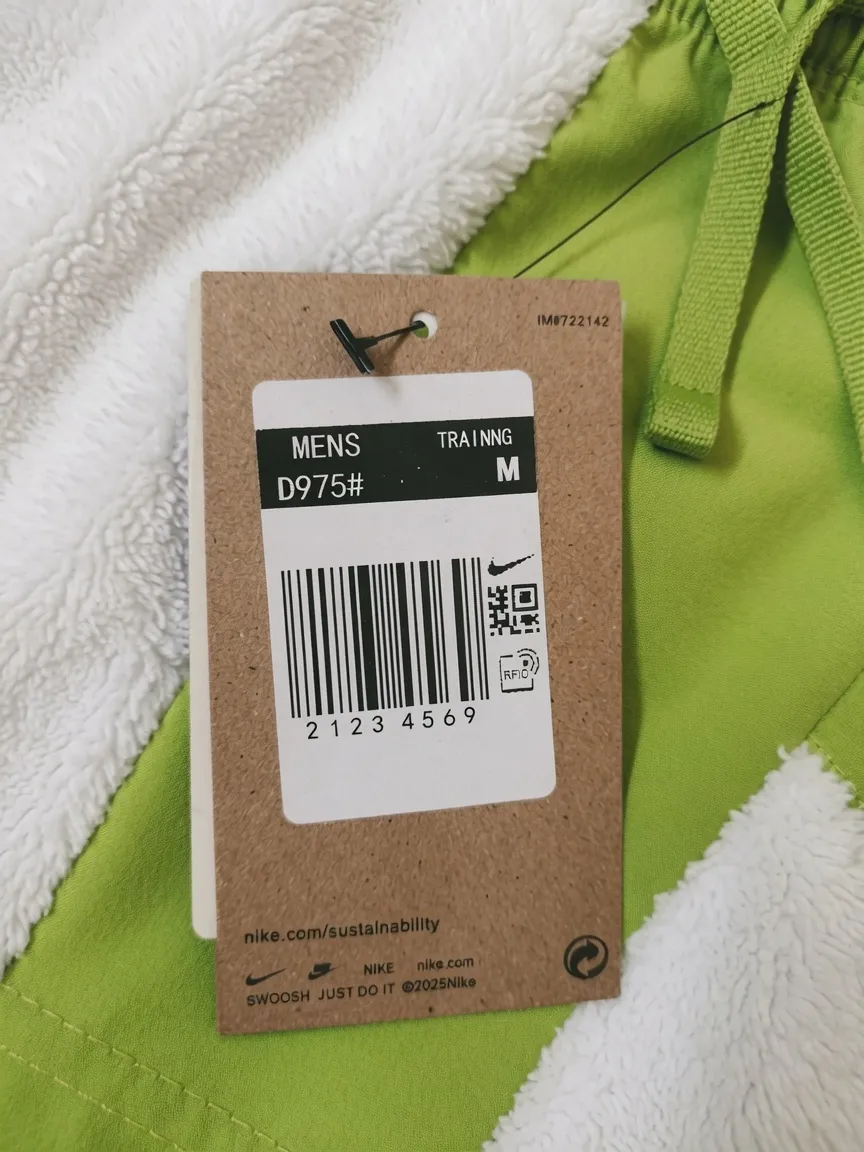 T-shirt Nike motif bleu vert blanc 4