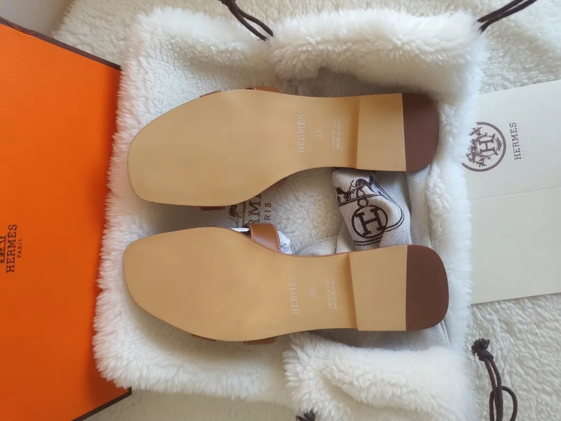 Hermès Oran sandales cuir camel blanc 4
