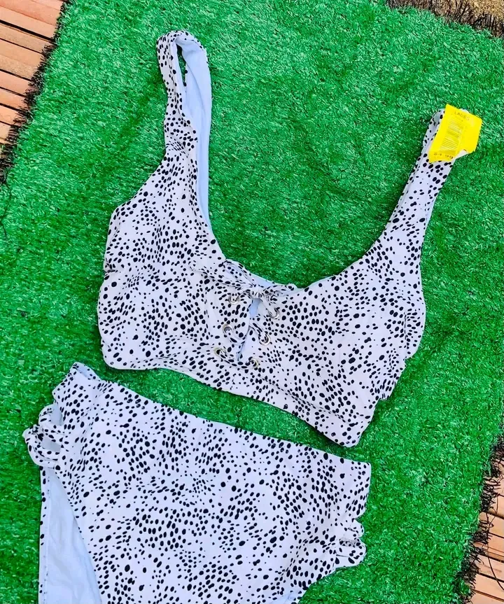 Maillot de bain femme pois blanc 3