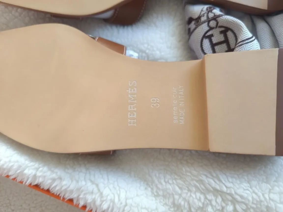 Hermès Oran sandales cuir camel blanc 5