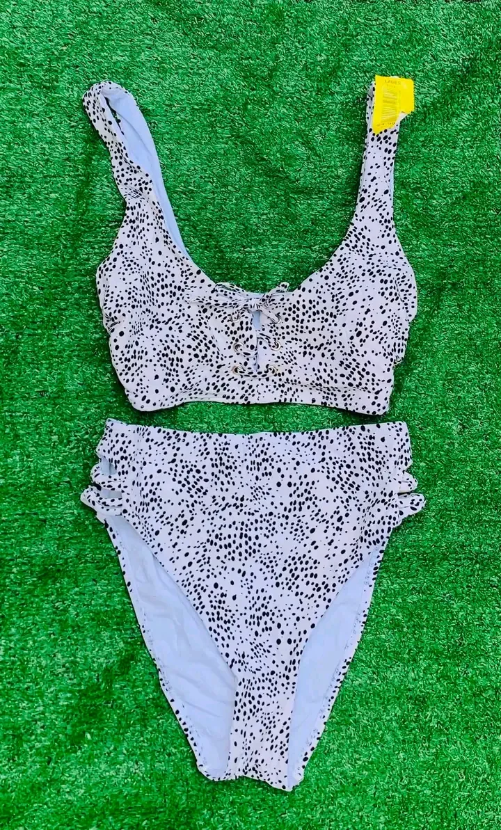 Maillot de bain femme pois blanc 4