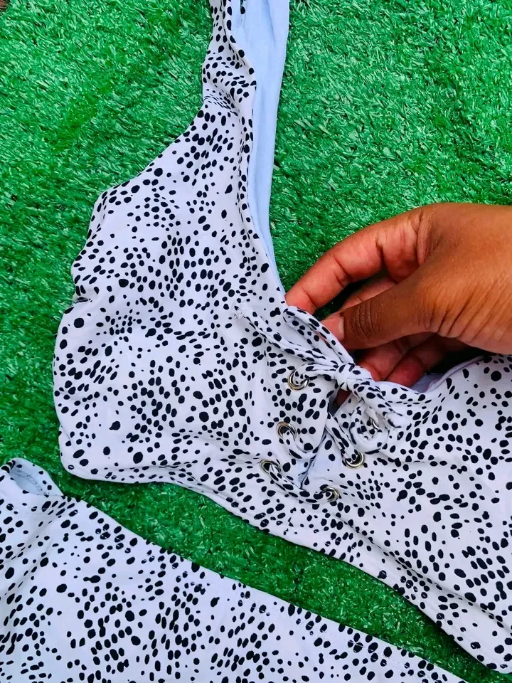 Maillot de bain femme pois blanc 2