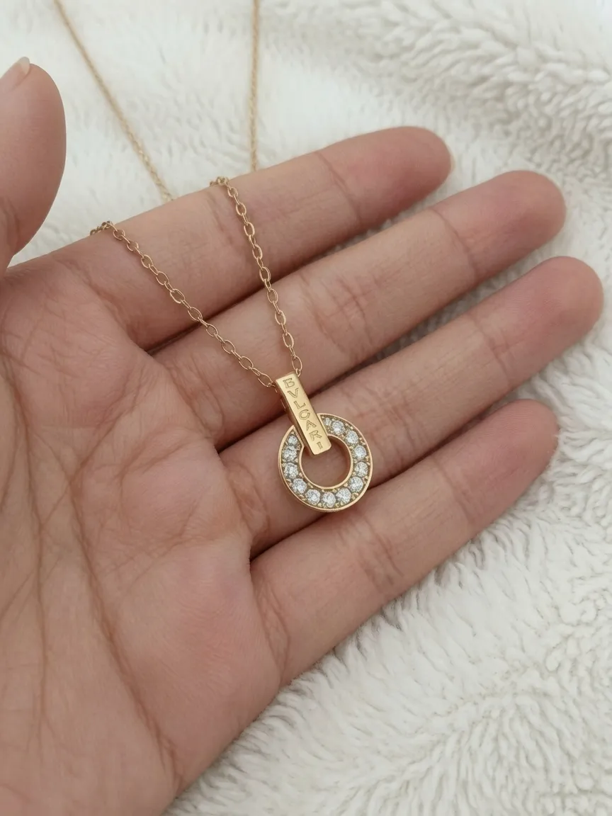 Collier pendentif cercle strass or rose 2