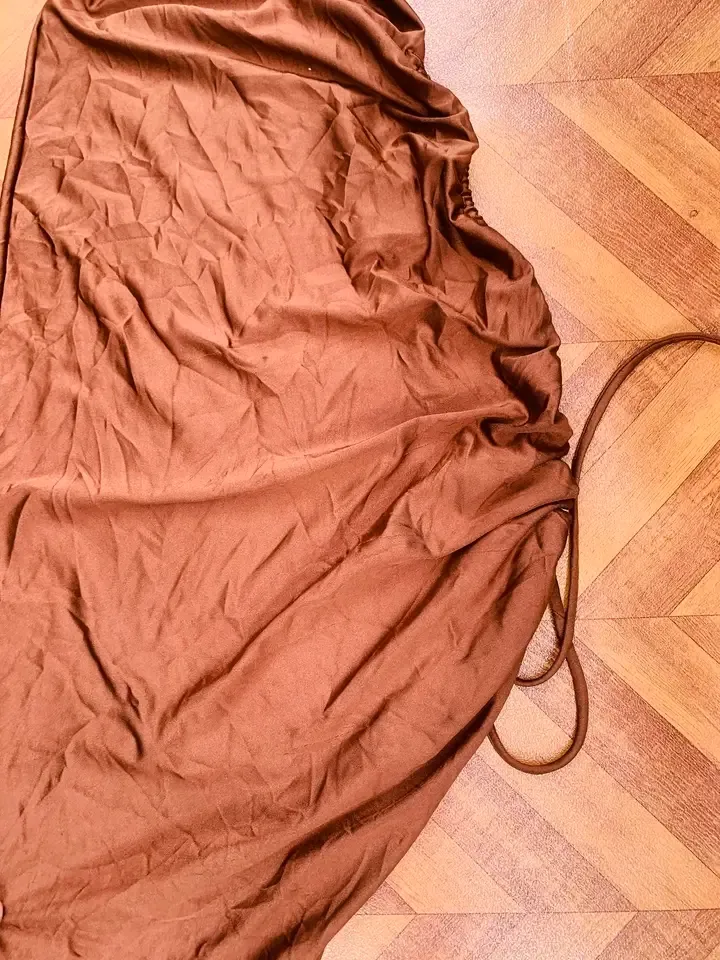 Robe terracotta froissé rustique 2