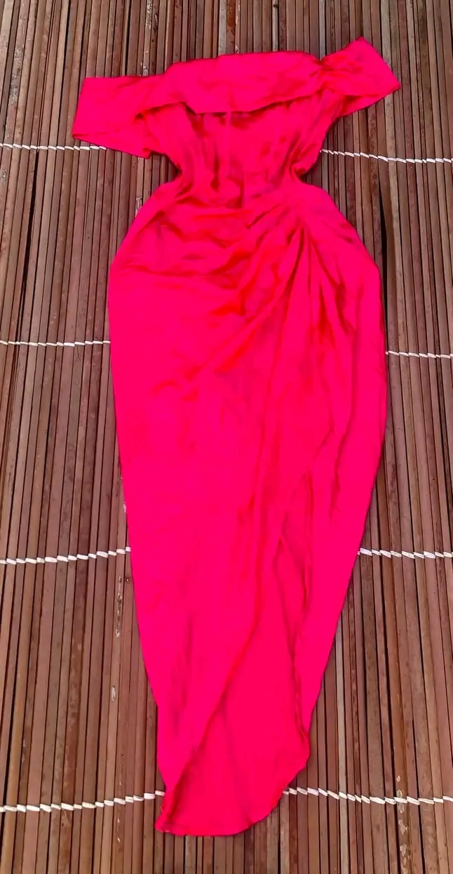 Robe longue rose vif asymétrique 3