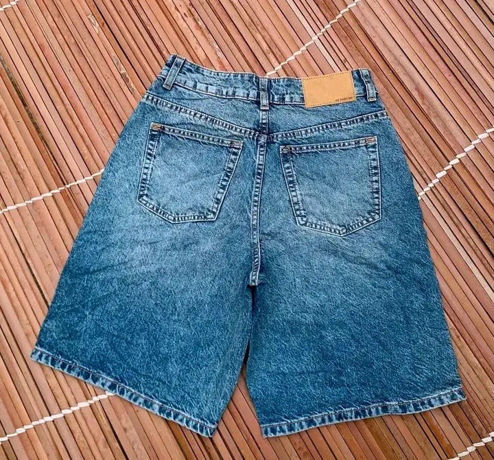 Short en jean bleu délavé vintage