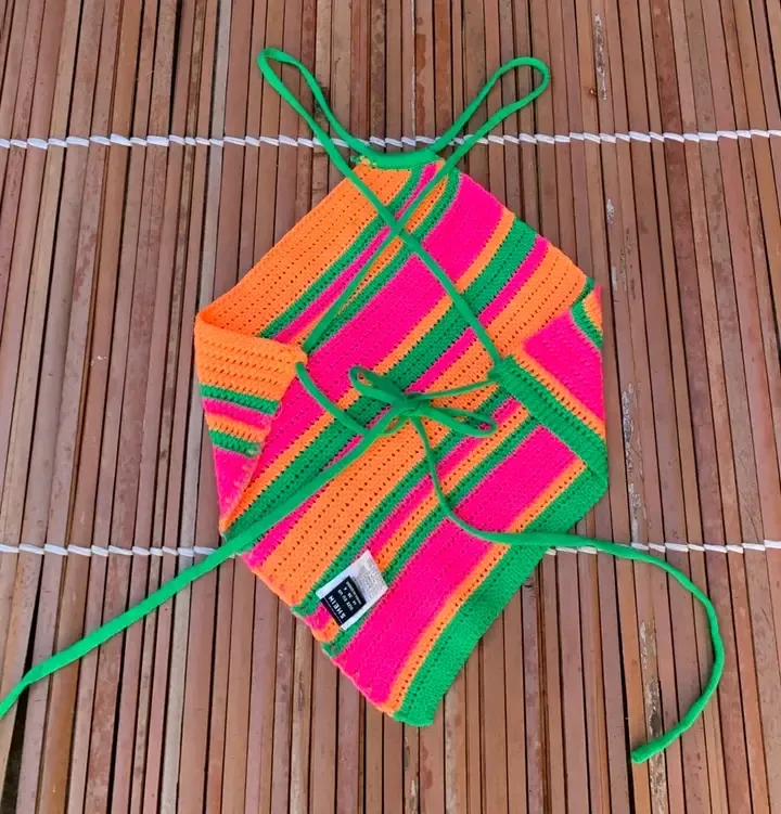 Maillot de bain coloré rayé fluo